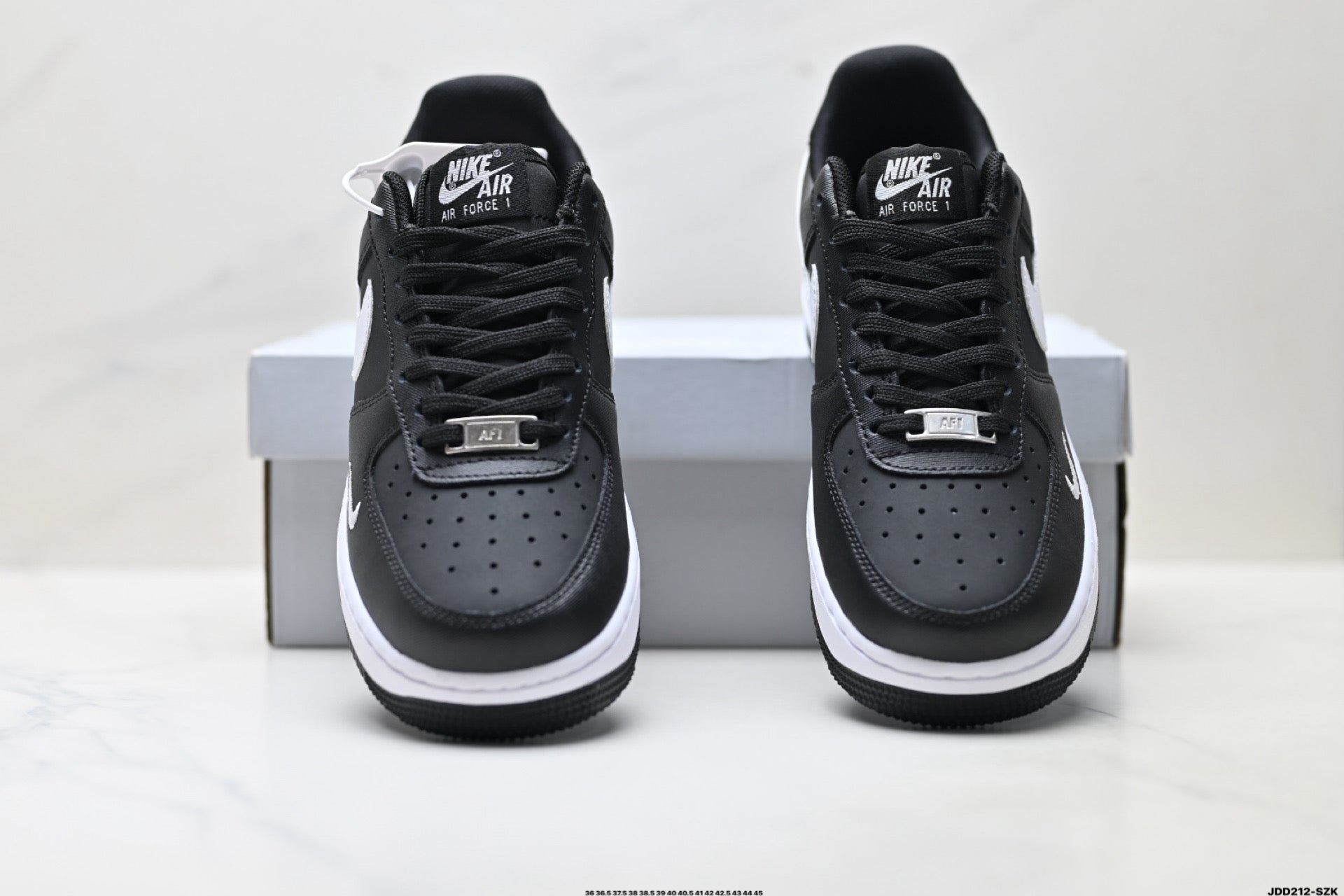 Nike Air Force 1 '07 – Low Top Classic Sneaker IR5599-002