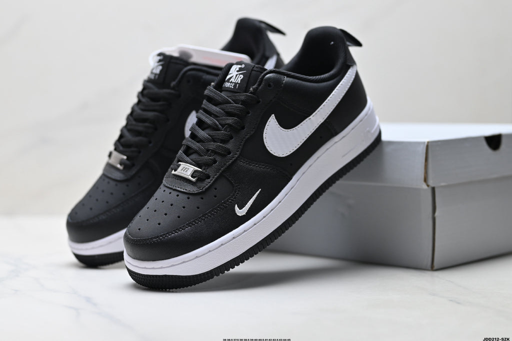 Nike Air Force 1 '07 – Low Top Classic Sneaker IR5599-002