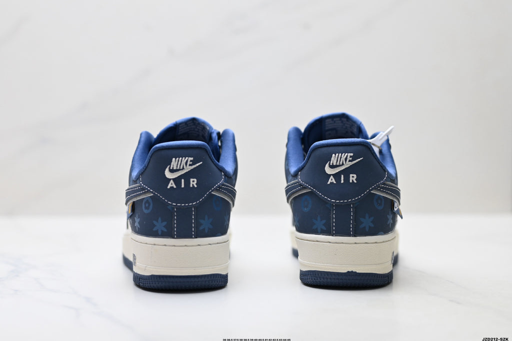 Nike Air Force 1 '07 – Low Top Classic SneakerKK1988-053