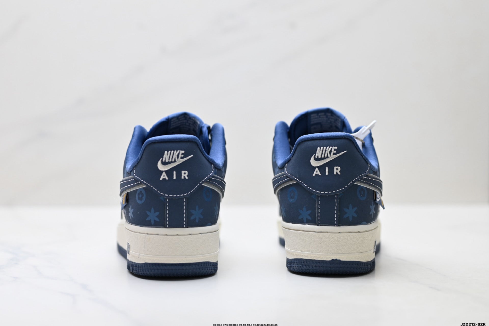 Nike Air Force 1 '07 – Low Top Classic SneakerKK1988-053