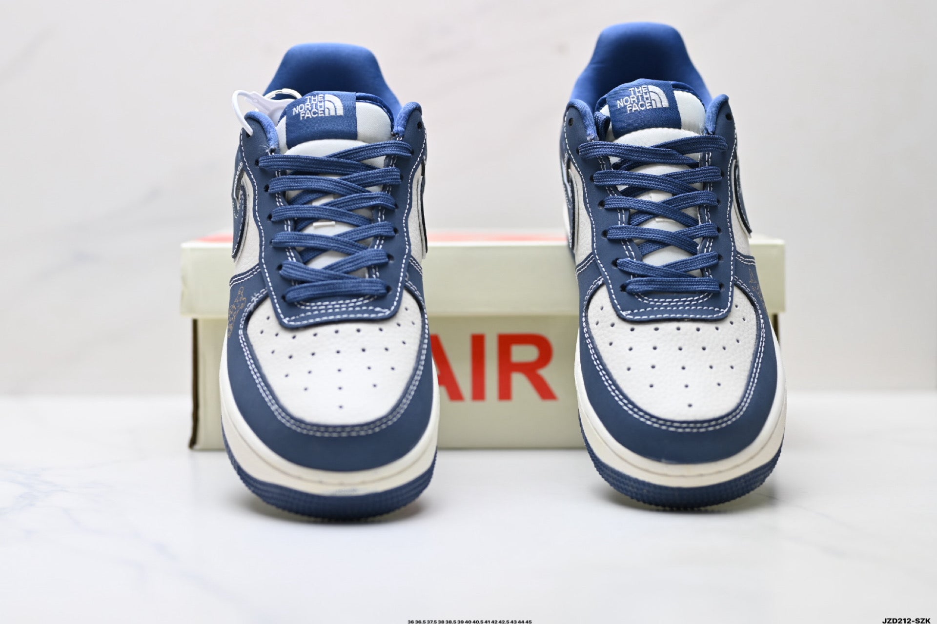 Nike Air Force 1 '07 – Low Top Classic SneakerKK1988-053