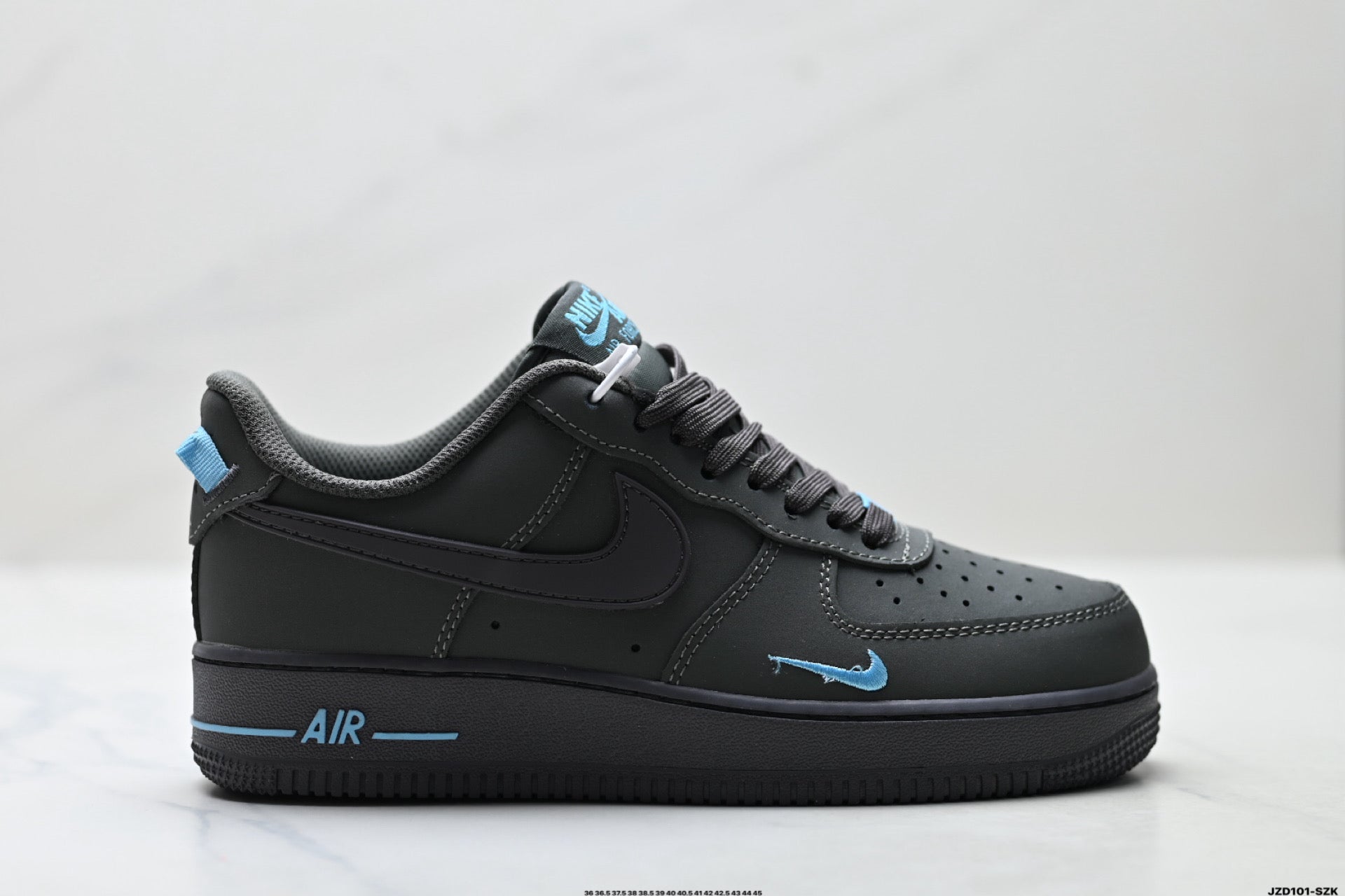 Nike Air Force 1 '07 – Low Top Classic Sneaker IV4682-060