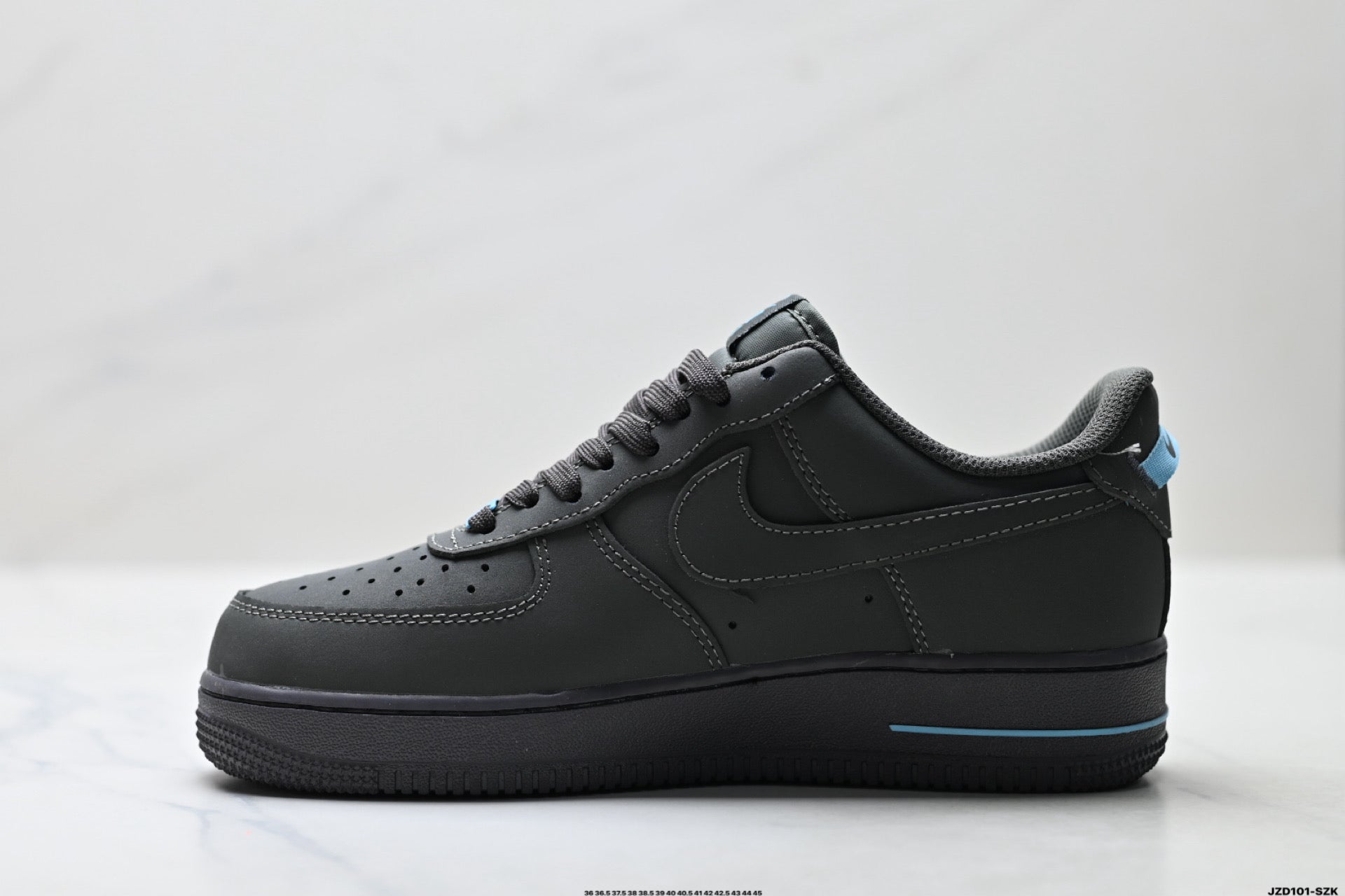 Nike Air Force 1 '07 – Low Top Classic Sneaker IV4682-060