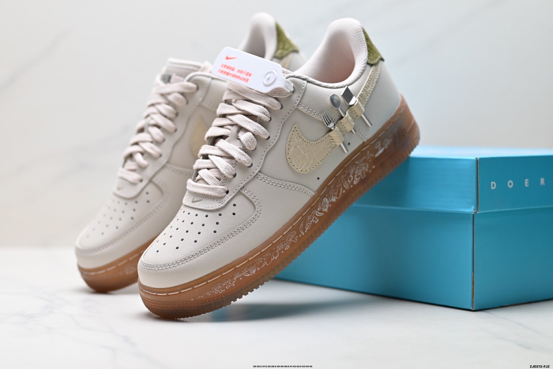 Nike Air Force 1 '07 – Low Top Classic Sneaker lO7688-921