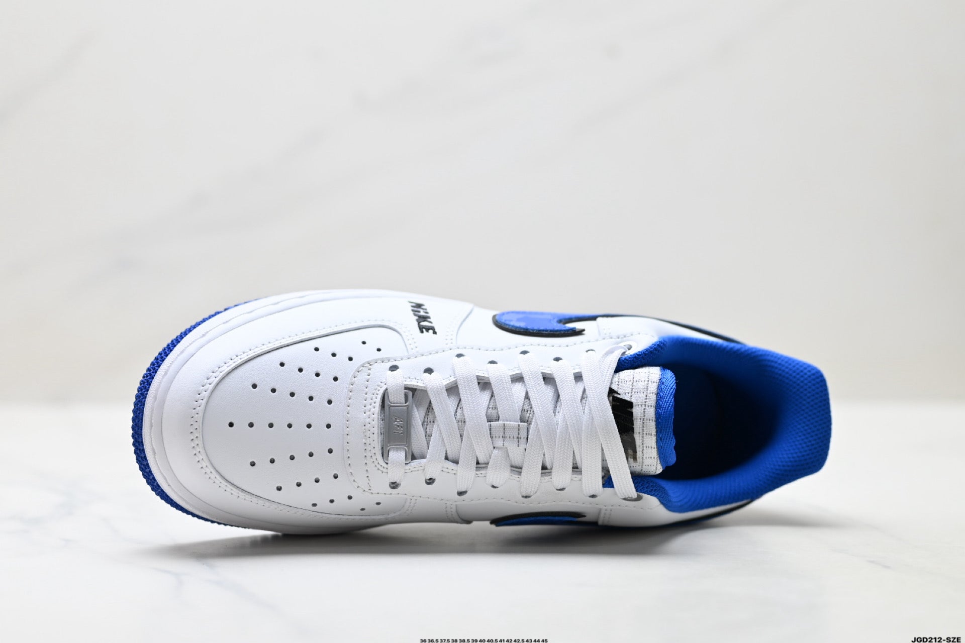 Nike Air Force 1 '07 – Low Top Sneaker DO3809-100