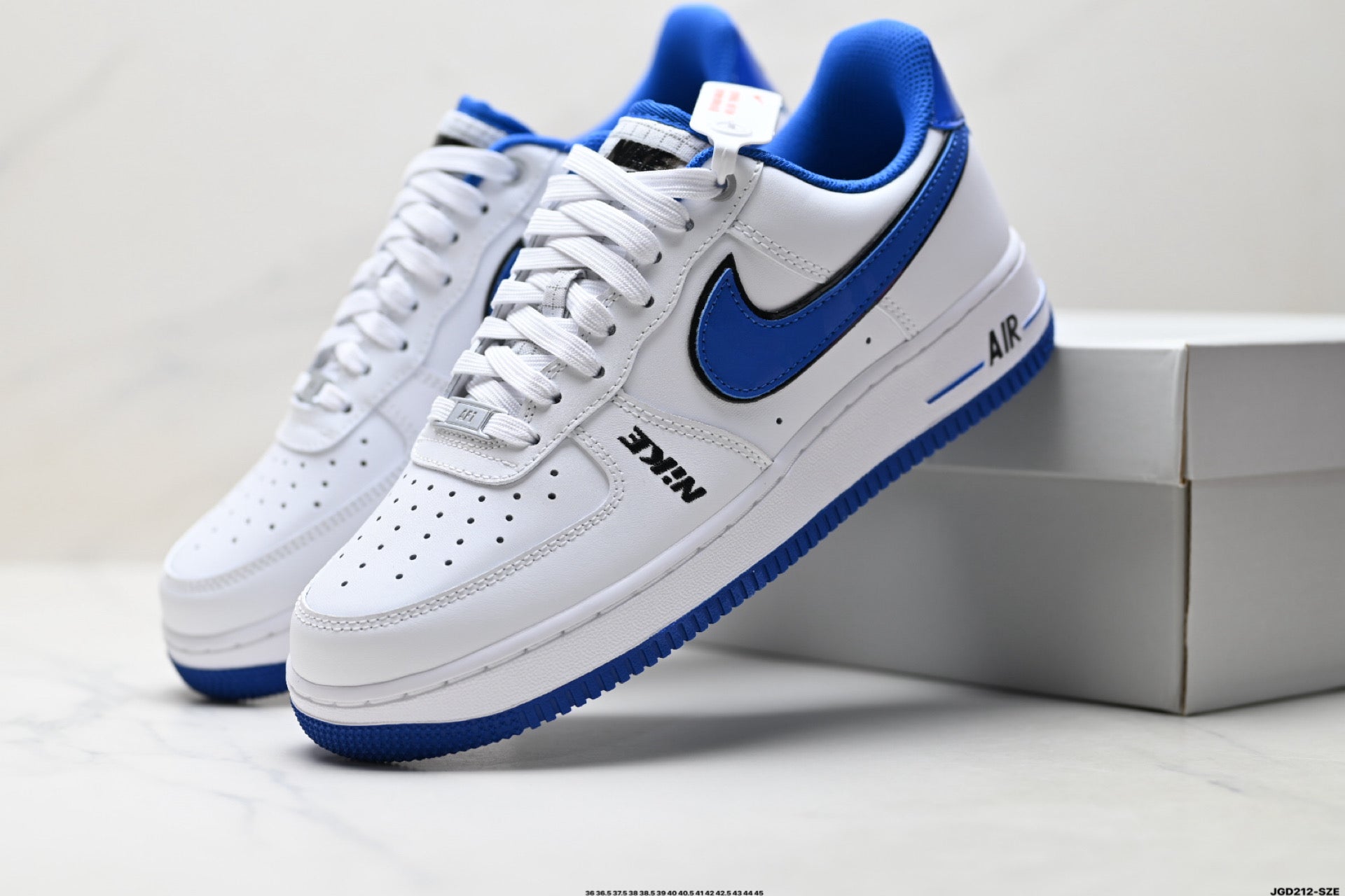 Nike Air Force 1 '07 – Low Top Sneaker DO3809-100