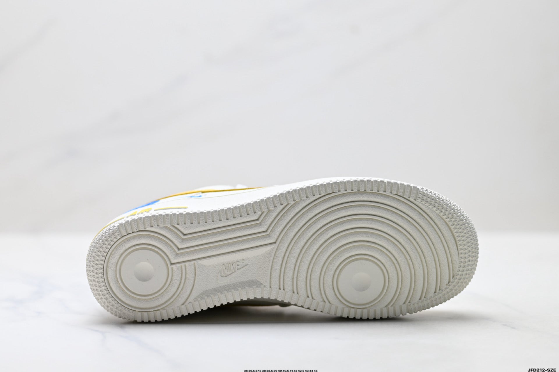 Nike Air Force 1 '07 – Low Top Sneaker FZ1151-100