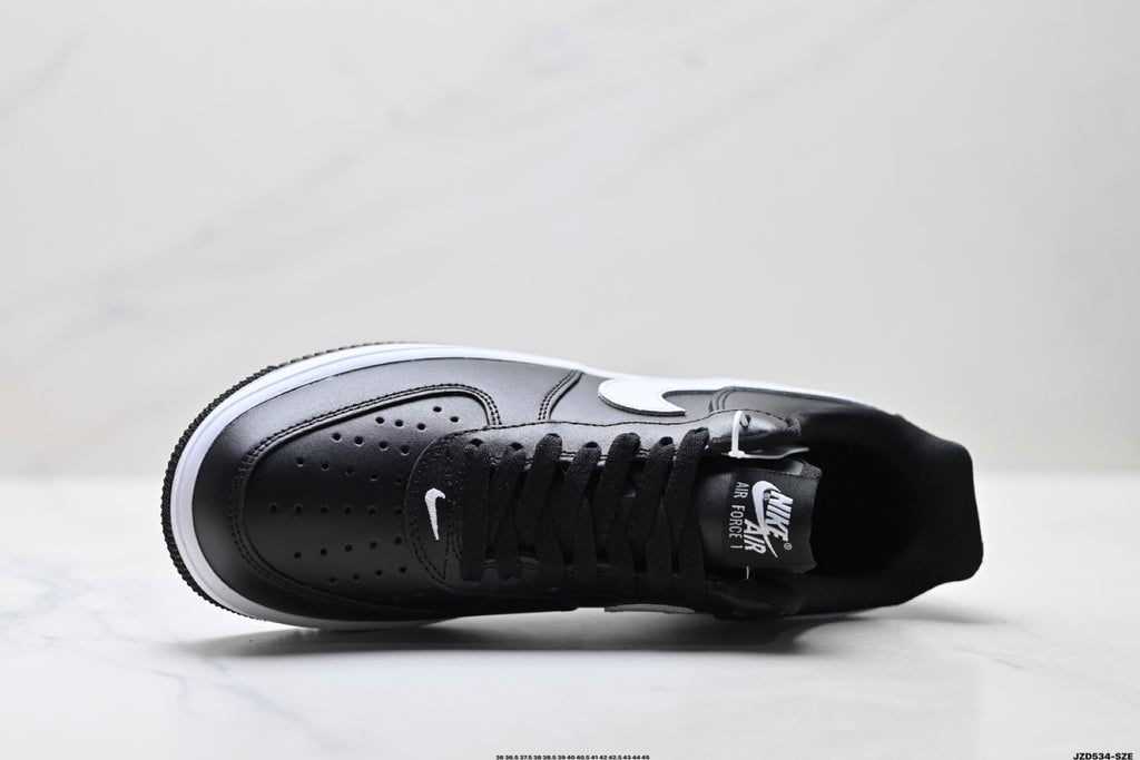 Nike Air Force 1 '07 – Low Top Classic Sneaker IV3238-100