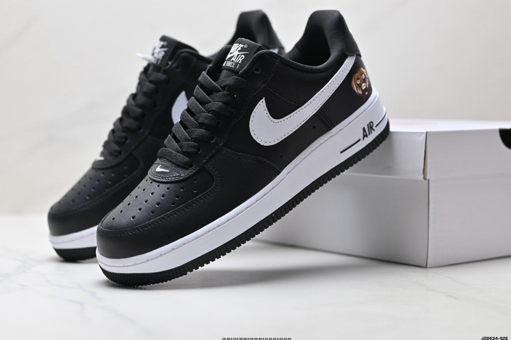 Nike Air Force 1 '07 – Low Top Classic Sneaker IV3238-100