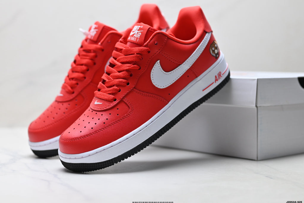 Nike Air Force 1 '07 – Low Top Classic Sneaker IV3238-100 red