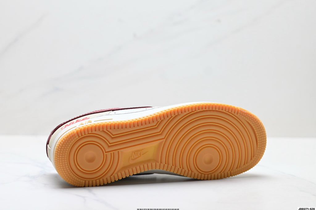 Nike Air Force 1 '07 LV8 – Low Top Sneaker XT6998-143