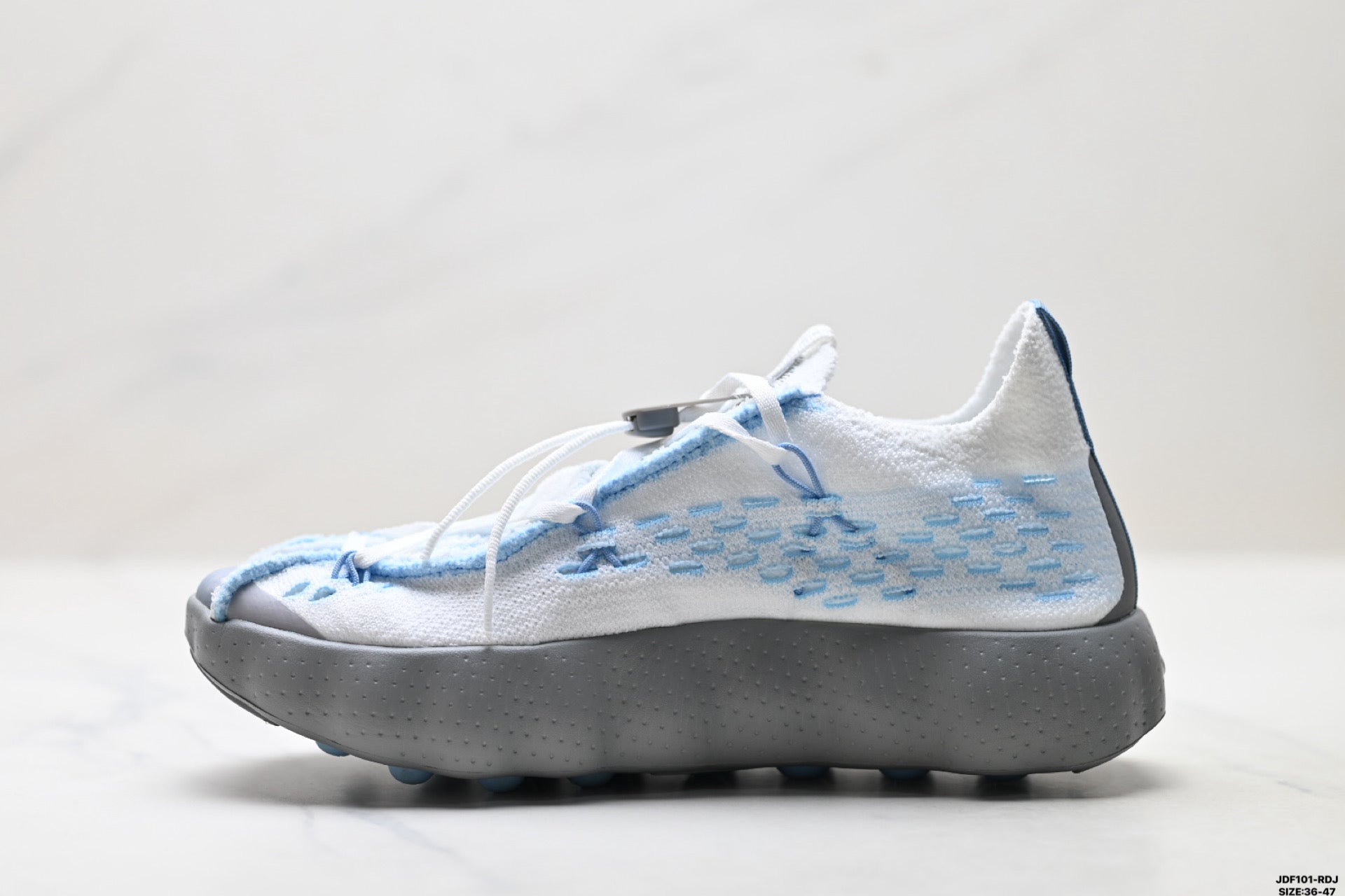 Nike Mind 002 Training Shoe  IQ8504-004