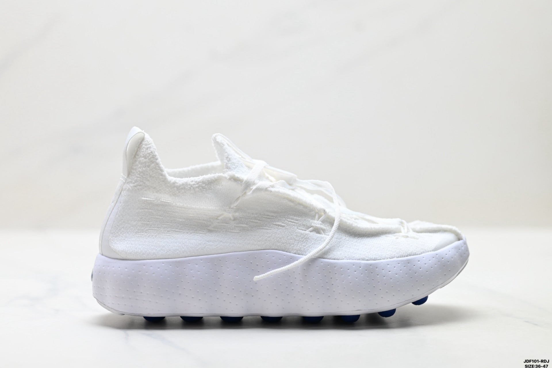 Nike Mind 002 Training Shoe  IQ8504-004White and Blue