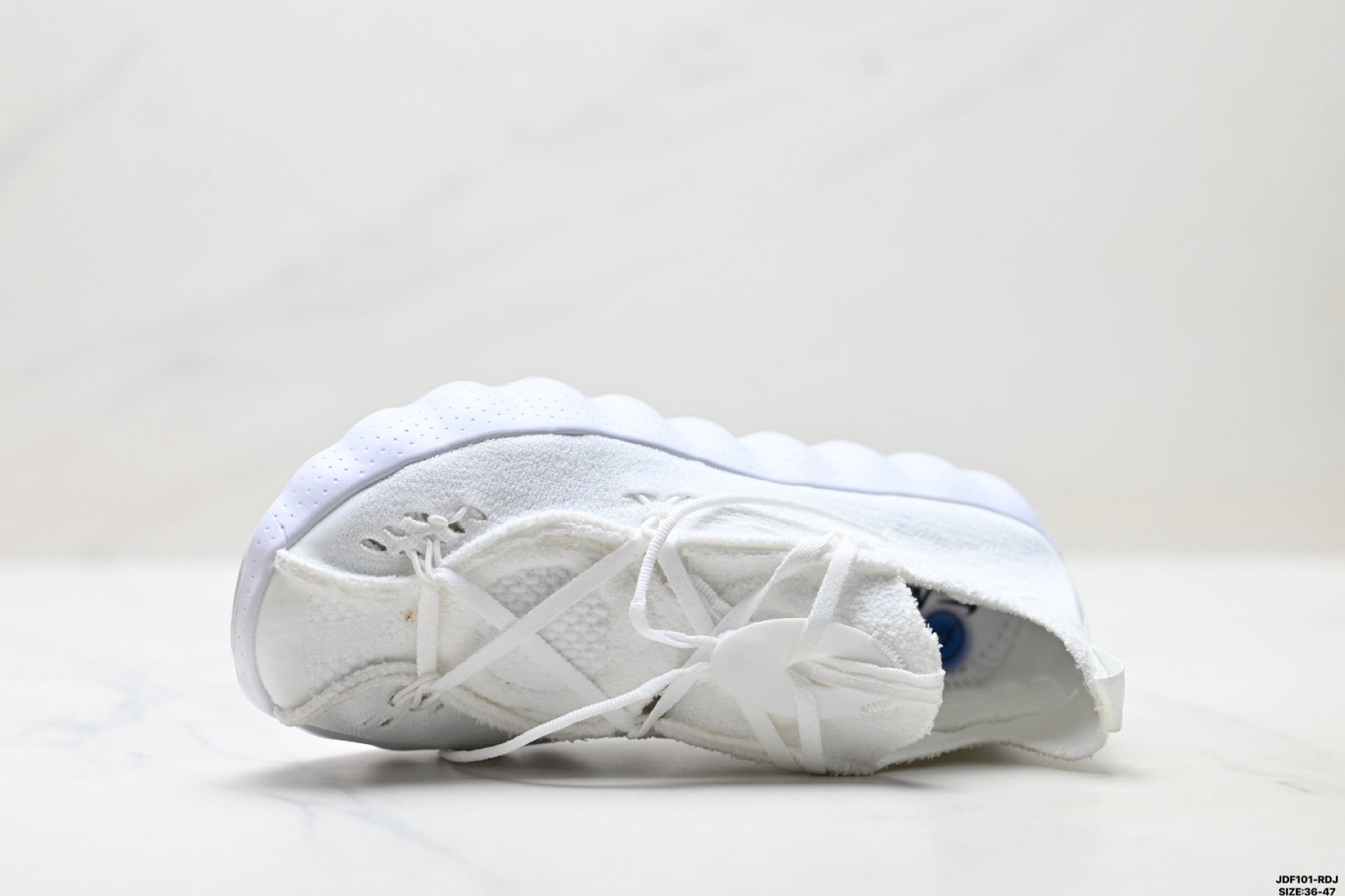 Nike Mind 002 Training Shoe  IQ8504-004White and Blue