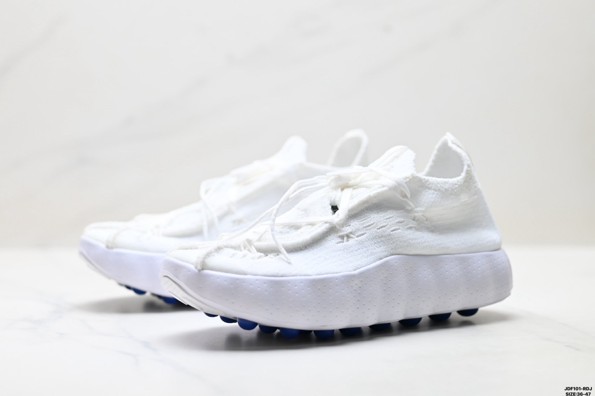Nike Mind 002 Training Shoe  IQ8504-004White and Blue