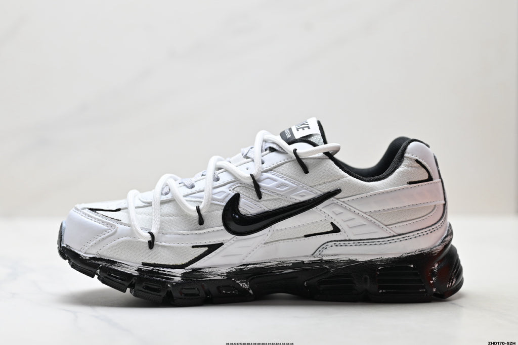 Nike Initiator 'DIY Custom' Low Top Sneaker – 394055-001