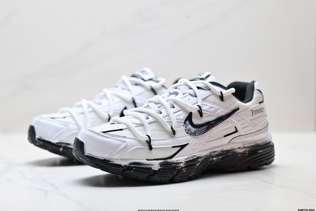 Nike Initiator 'DIY Custom' Low Top Sneaker – 394055-001