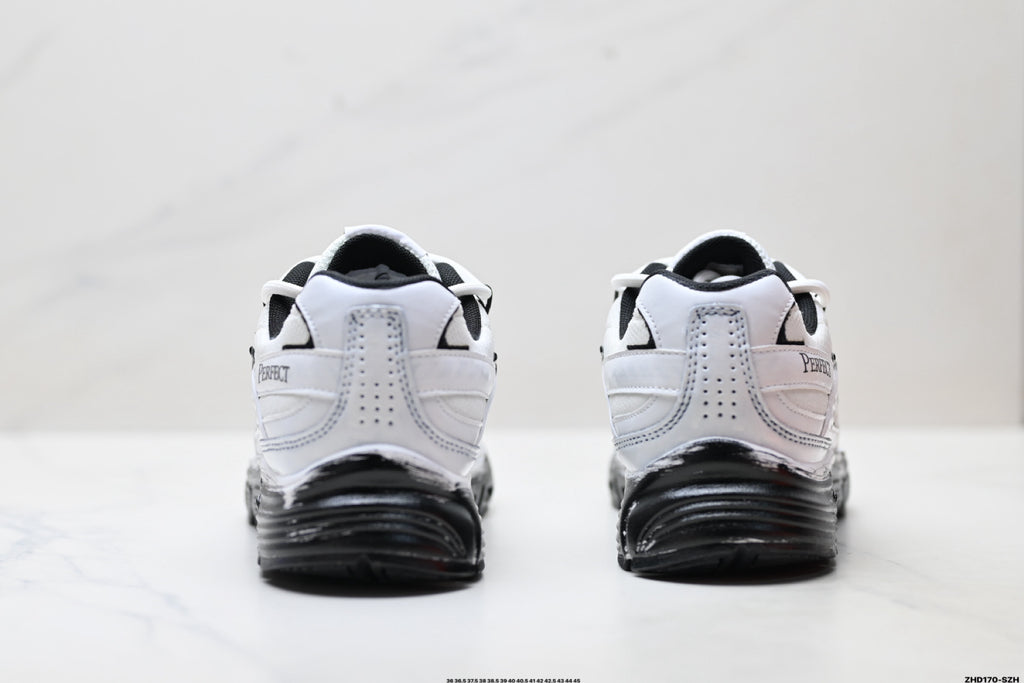 Nike Initiator 'DIY Custom' Low Top Sneaker – 394055-001