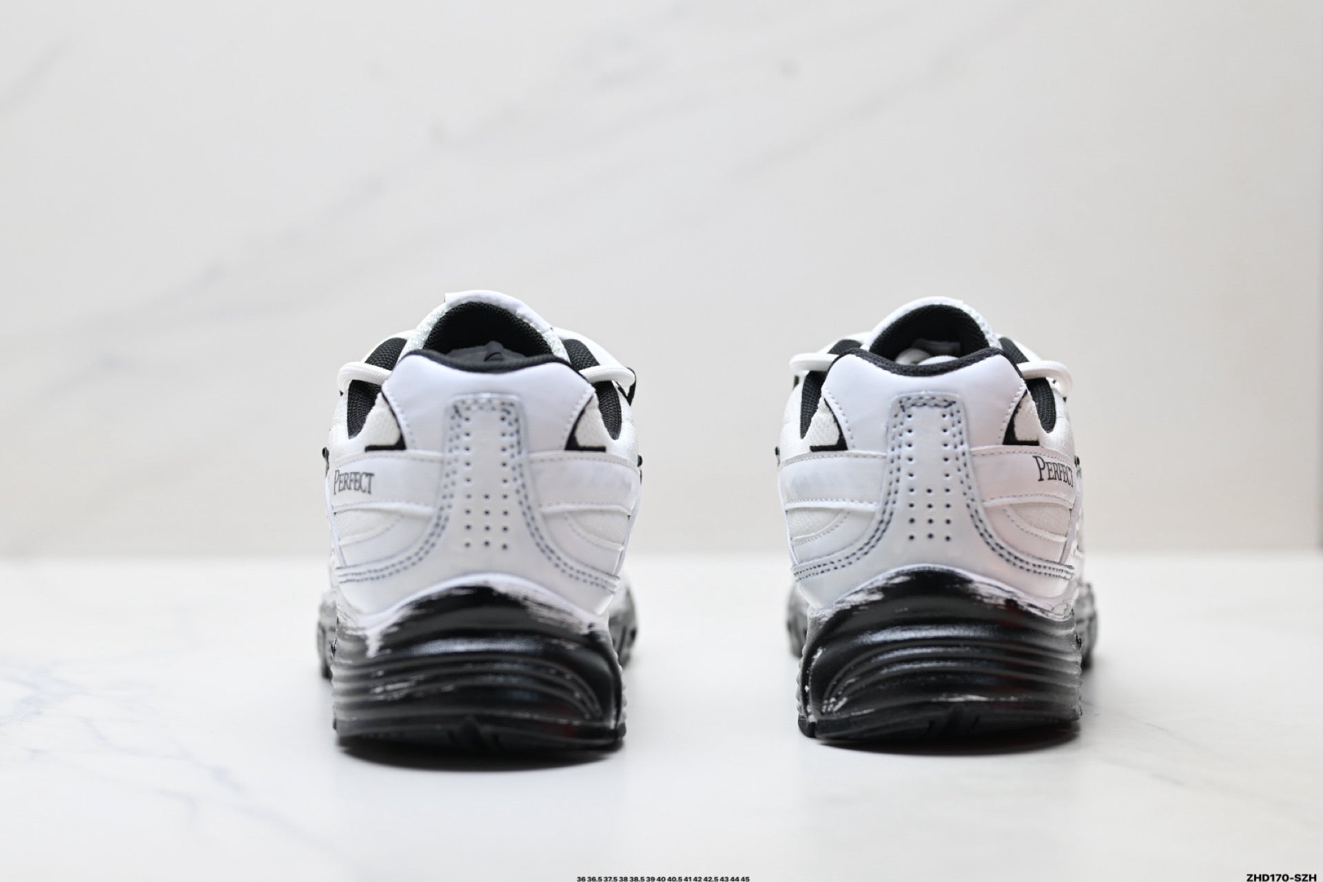 Nike Initiator 'DIY Custom' Low Top Sneaker – 394055-001