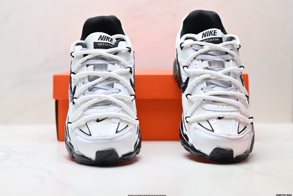 Nike Initiator 'DIY Custom' Low Top Sneaker – 394055-001