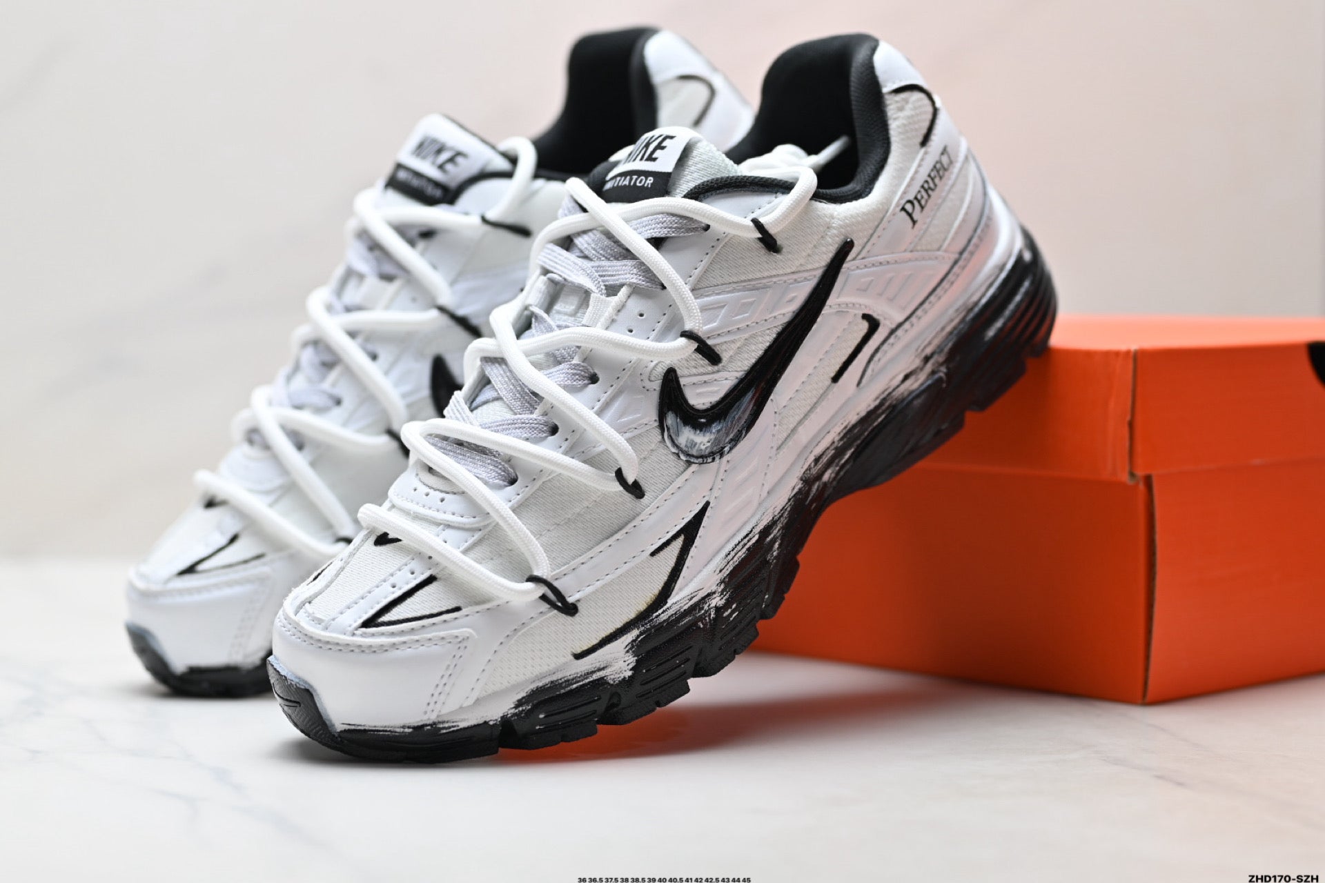 Nike Initiator 'DIY Custom' Low Top Sneaker – 394055-001