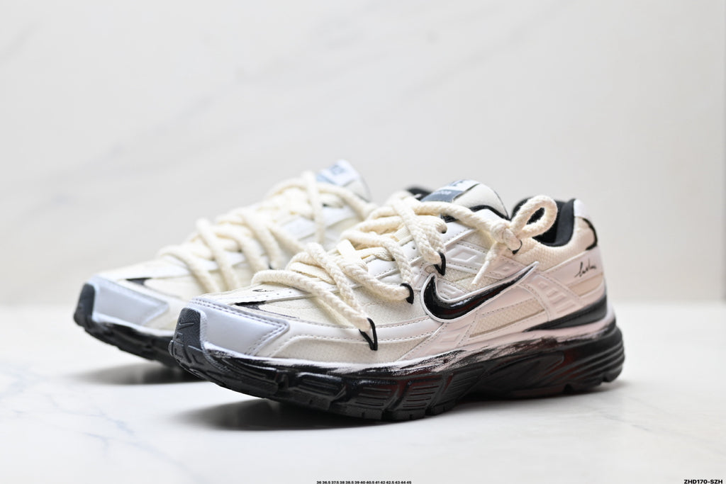 Nike Initiator 'DIY Custom' Low Top Sneaker – 394055-001Black rice